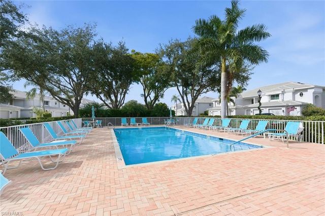 8401 Southbridge DR # 2, Estero, FL 33967