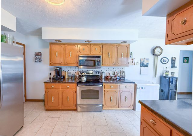 929 Jackson Fariston Road, London, KY 40744