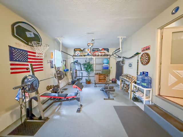 929 Jackson Fariston Road, London, KY 40744