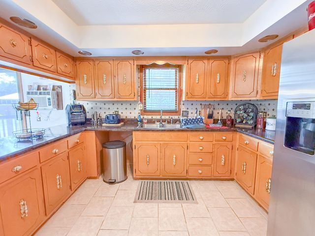 929 Jackson Fariston Road, London, KY 40744