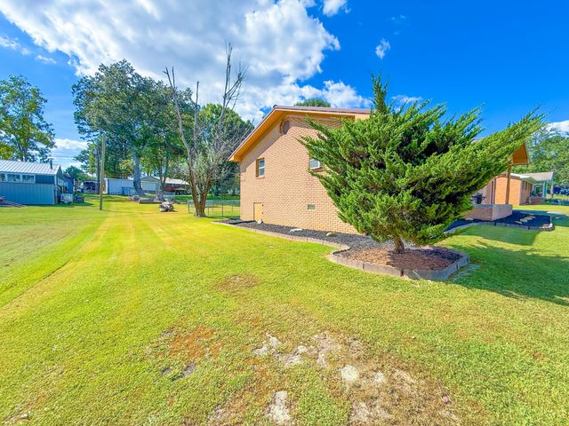 929 Jackson Fariston Road, London, KY 40744