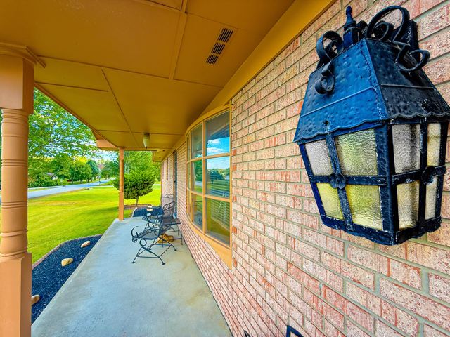 929 Jackson Fariston Road, London, KY 40744