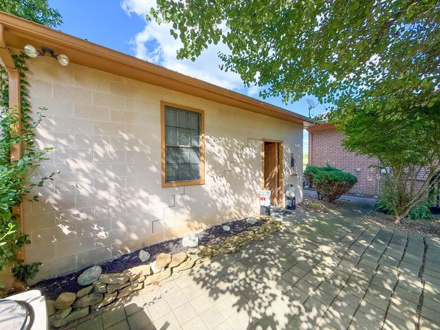 929 Jackson Fariston Road, London, KY 40744