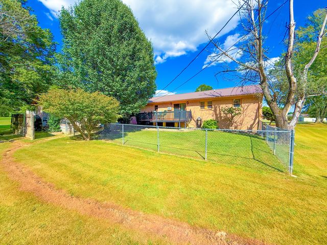 929 Jackson Fariston Road, London, KY 40744