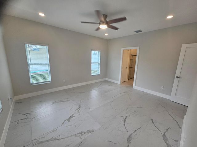 3848 SE Grant Street, Stuart, FL 34997