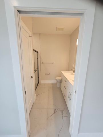 3848 SE Grant Street, Stuart, FL 34997