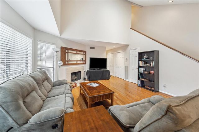 5082 Augusta Street, Houston, TX 77007