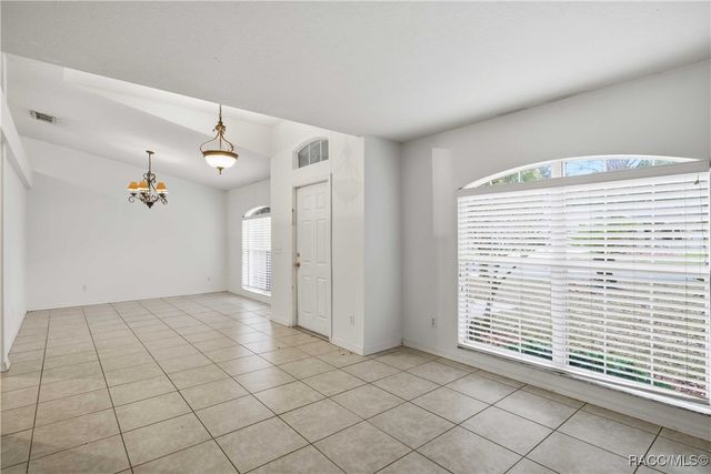 57 Pine Drive, Homosassa, FL 34446