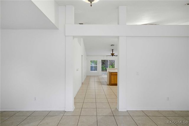 57 Pine Drive, Homosassa, FL 34446