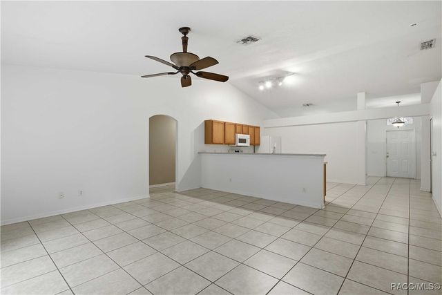 57 Pine Drive, Homosassa, FL 34446