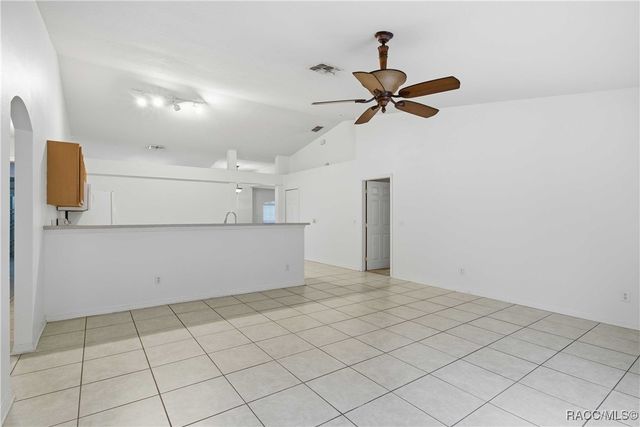 57 Pine Drive, Homosassa, FL 34446