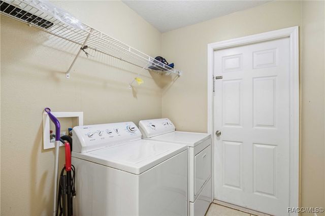 57 Pine Drive, Homosassa, FL 34446