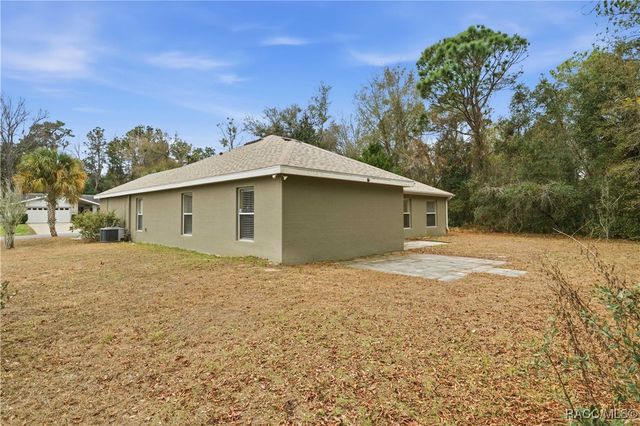 57 Pine Drive, Homosassa, FL 34446