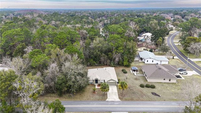 57 Pine Drive, Homosassa, FL 34446