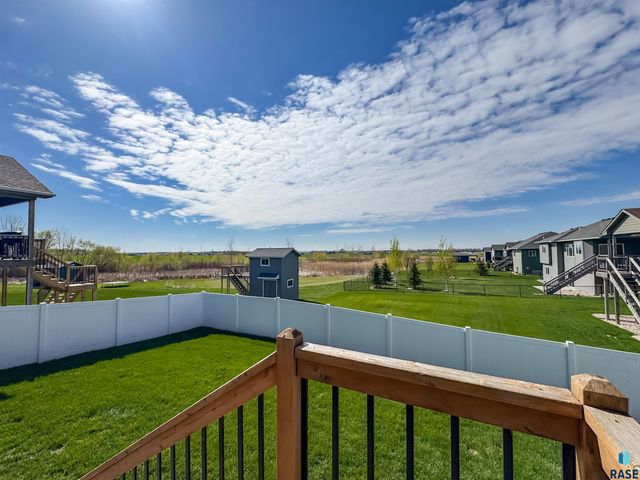 6805 E Smyrna Cir Circle, Sioux Falls, SD 57110
