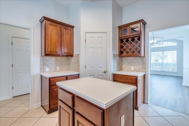 1903 Wood Glen DR, Round Rock, TX 78681