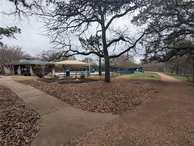 1903 Wood Glen DR, Round Rock, TX 78681