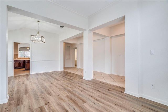 1903 Wood Glen DR, Round Rock, TX 78681