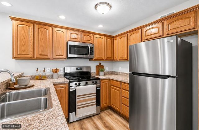 833 Glen Road, Newport, MN 55055
