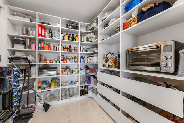 5000 N Ocean Drive 1003, Singer Island, FL 33404