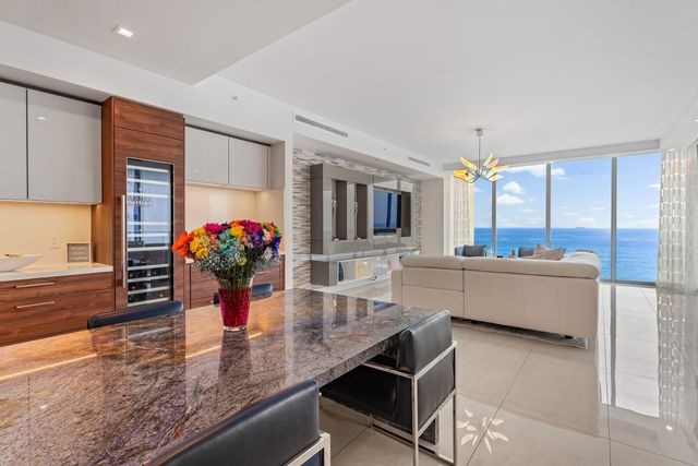 5000 N Ocean Drive 1003, Singer Island, FL 33404