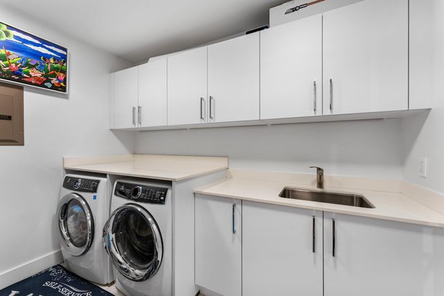 5000 N Ocean Drive 1003, Singer Island, FL 33404