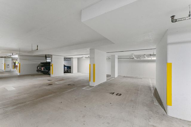 5000 N Ocean Drive 1003, Singer Island, FL 33404