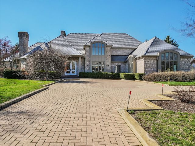 140 Braymore Court, Inverness, IL 60010