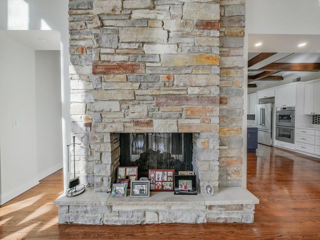 140 Braymore Court, Inverness, IL 60010