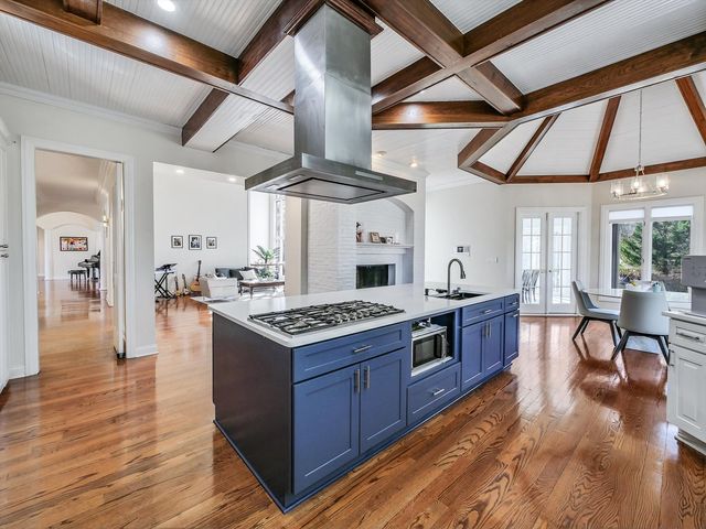 140 Braymore Court, Inverness, IL 60010