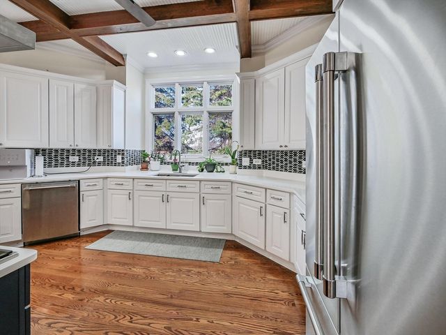 140 Braymore Court, Inverness, IL 60010