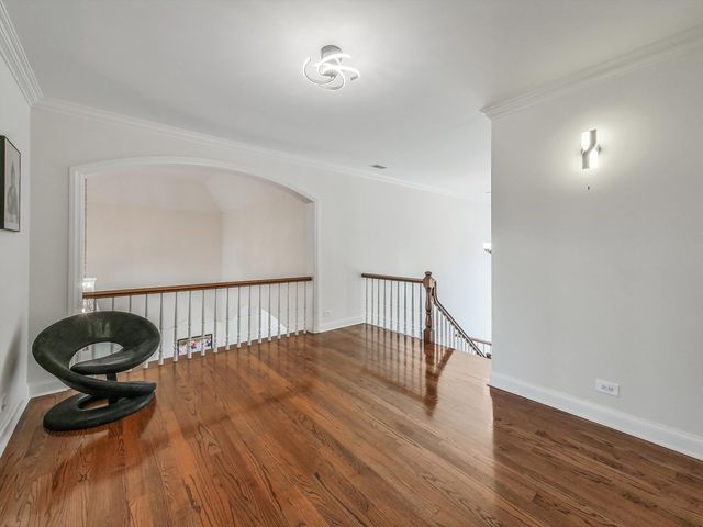 140 Braymore Court, Inverness, IL 60010