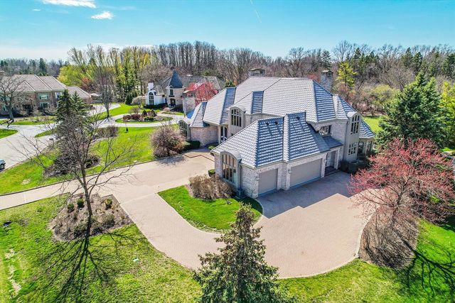 140 Braymore Court, Inverness, IL 60010