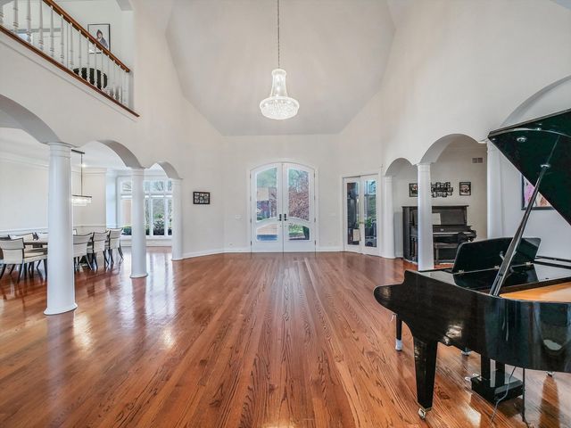 140 Braymore Court, Inverness, IL 60010