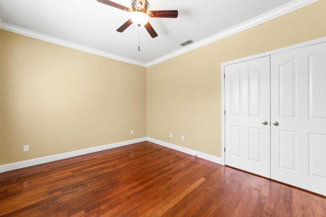 631 Rogers Cir, Folsom, CA 95630