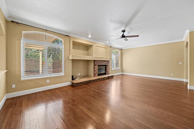 631 Rogers Cir, Folsom, CA 95630