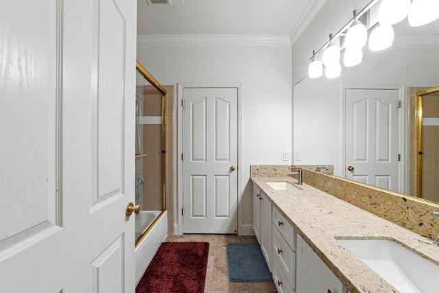 631 Rogers Cir, Folsom, CA 95630