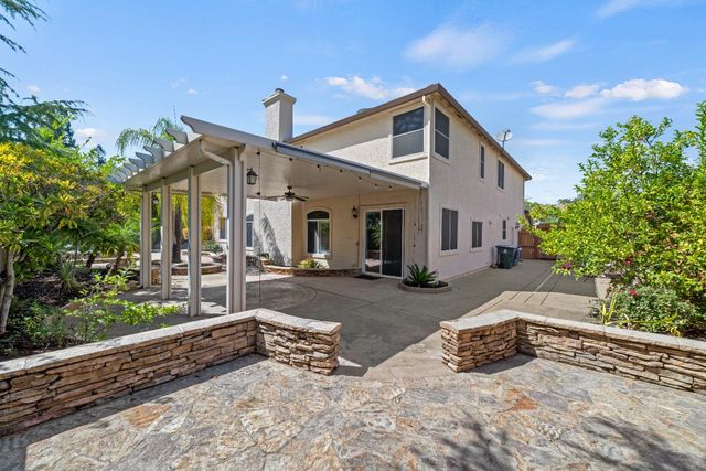 631 Rogers Cir, Folsom, CA 95630