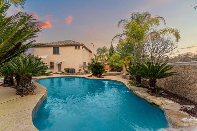 631 Rogers Cir, Folsom, CA 95630