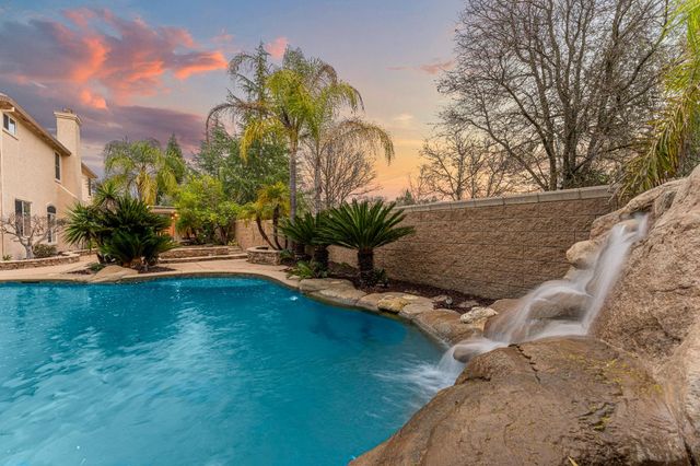 631 Rogers Cir, Folsom, CA 95630