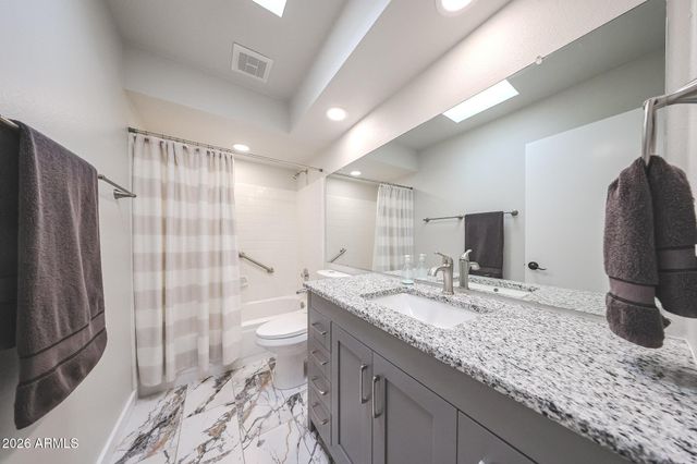 10602 E ELMHURST Drive, Sun Lakes, AZ 85248