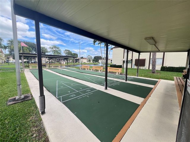 3528 La Mar Ct D-1, Green Acres, FL 33463