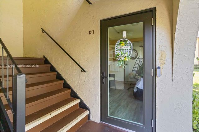 3528 La Mar Ct D-1, Green Acres, FL 33463