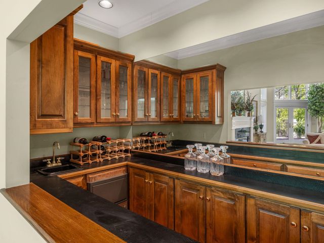 365 Twin Oaks Drive, County, SC 29306