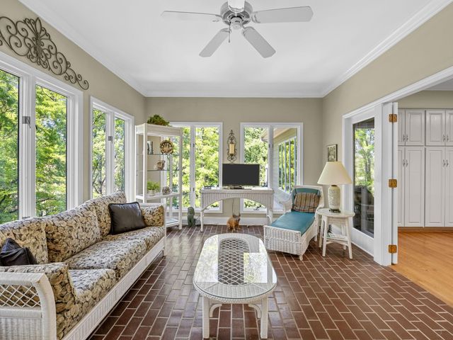 365 Twin Oaks Drive, County, SC 29306
