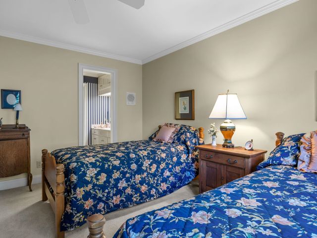 365 Twin Oaks Drive, County, SC 29306