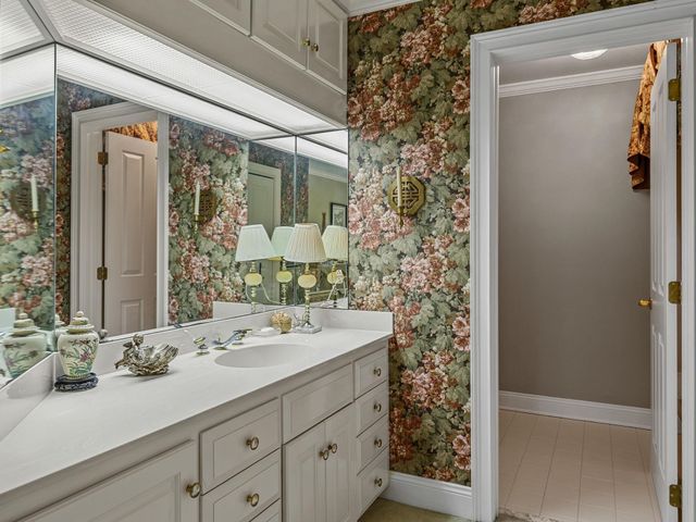 365 Twin Oaks Drive, County, SC 29306