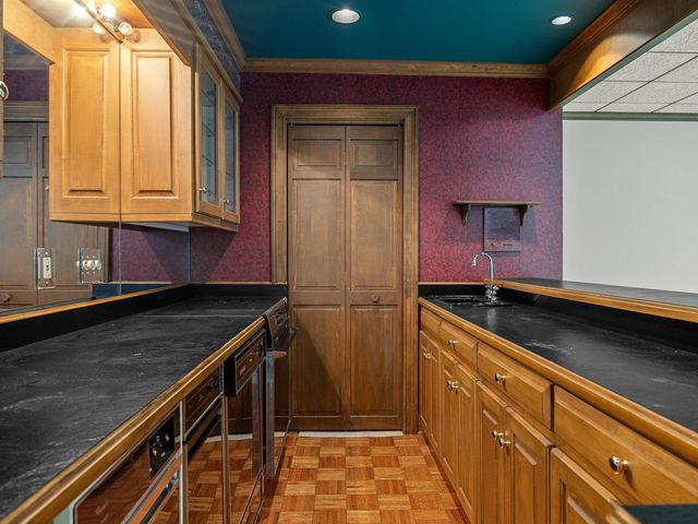 365 Twin Oaks Drive, County, SC 29306