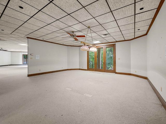 365 Twin Oaks Drive, County, SC 29306