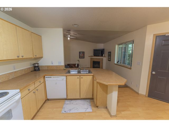 5313 Ne 66TH Ave, Vancouver, WA 98661